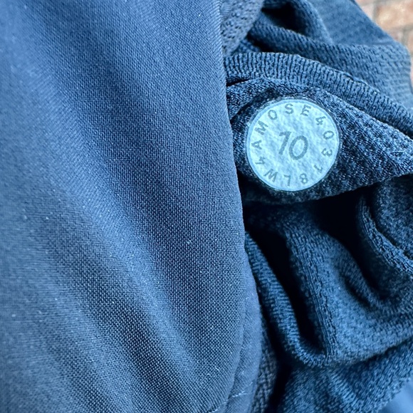 lululemon athletica Navy Puffer Jacket💙 - Picture 4 of 4